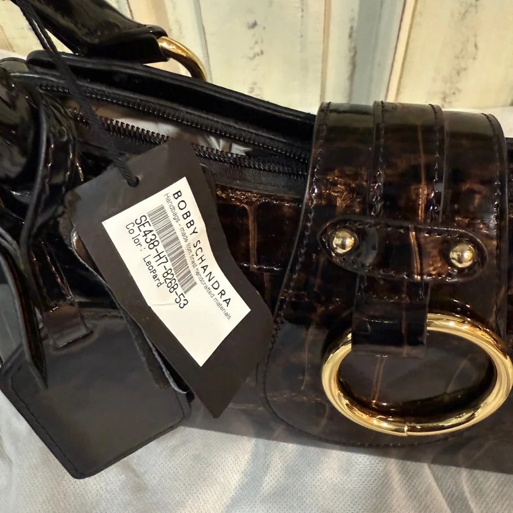 Bobby Schandra Designer - Picture 5 of 6